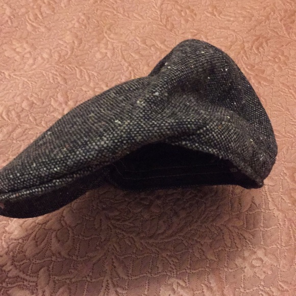 Men’s hat - Picture 2 of 3